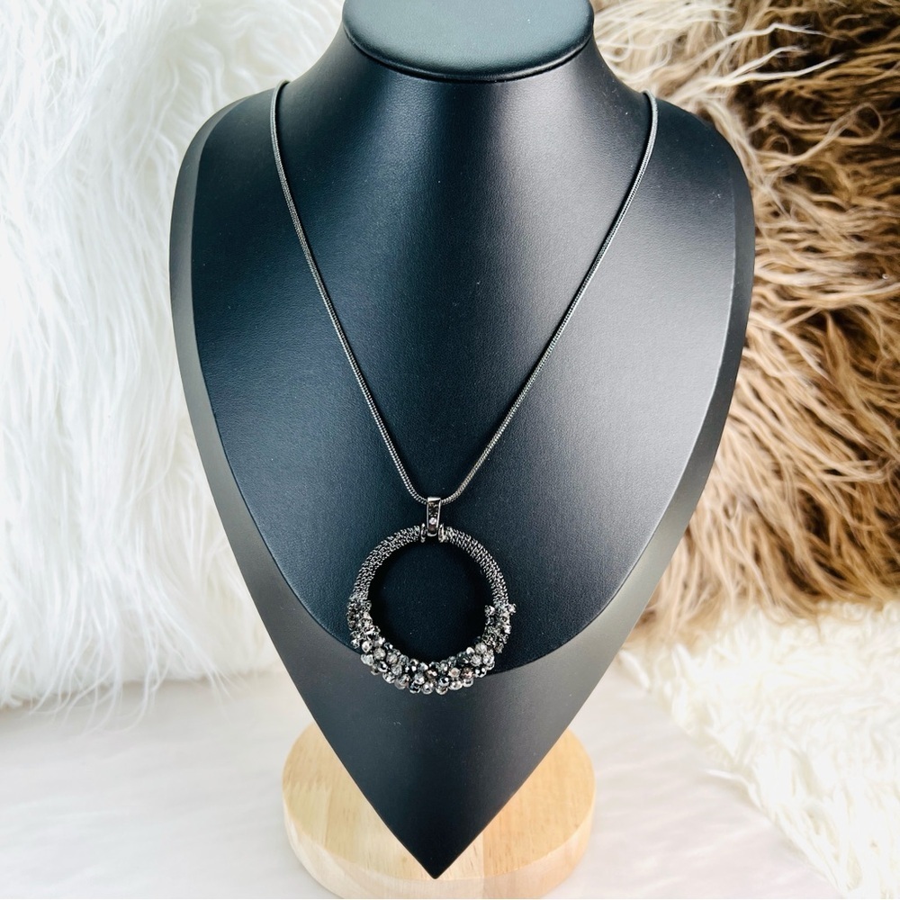 Gorgeous, gunmetal, reflective pendant, long layering, costume necklace